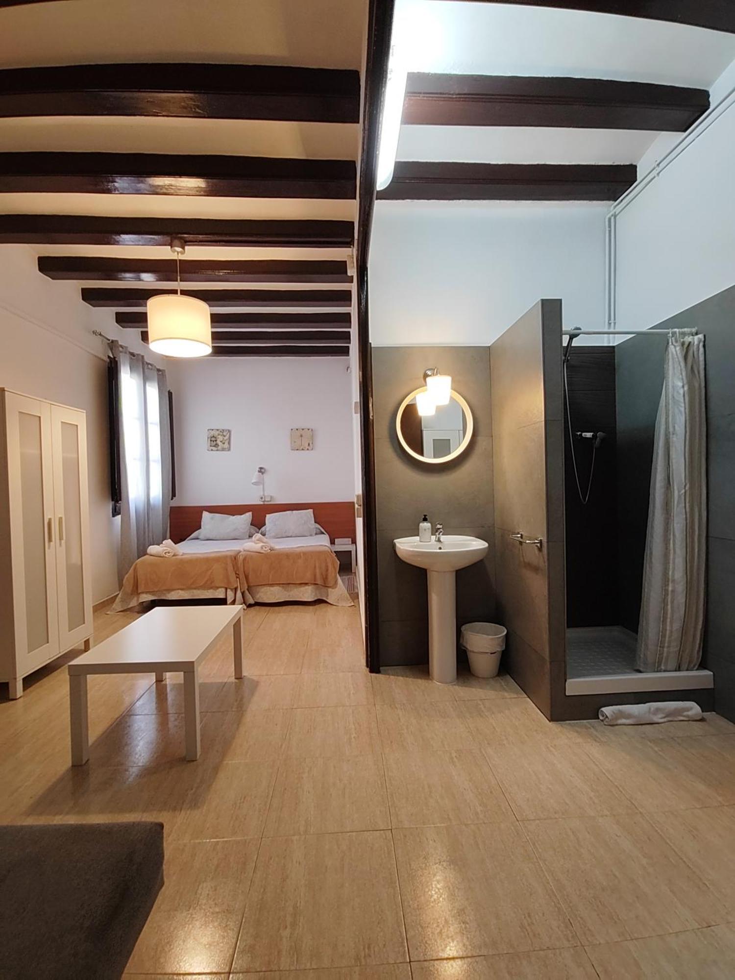 Hostal Dragonflybcn — Fotos 3